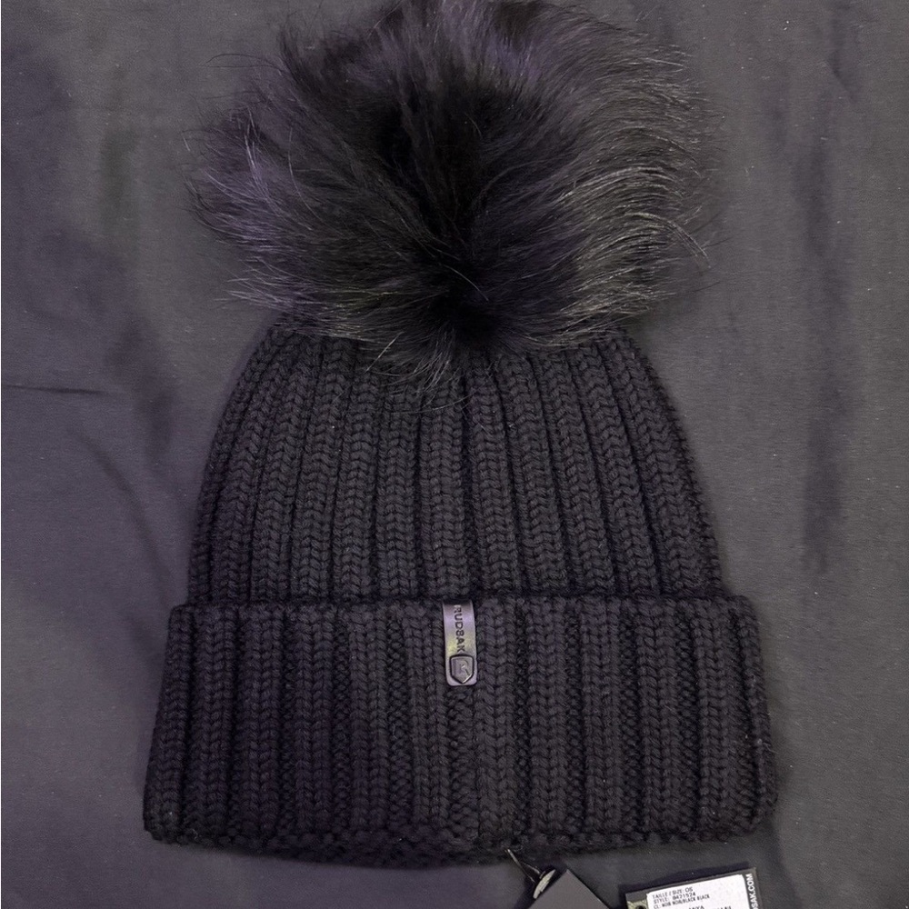 RUDSAK MERINO WOOL WOMANS KNIT HAT